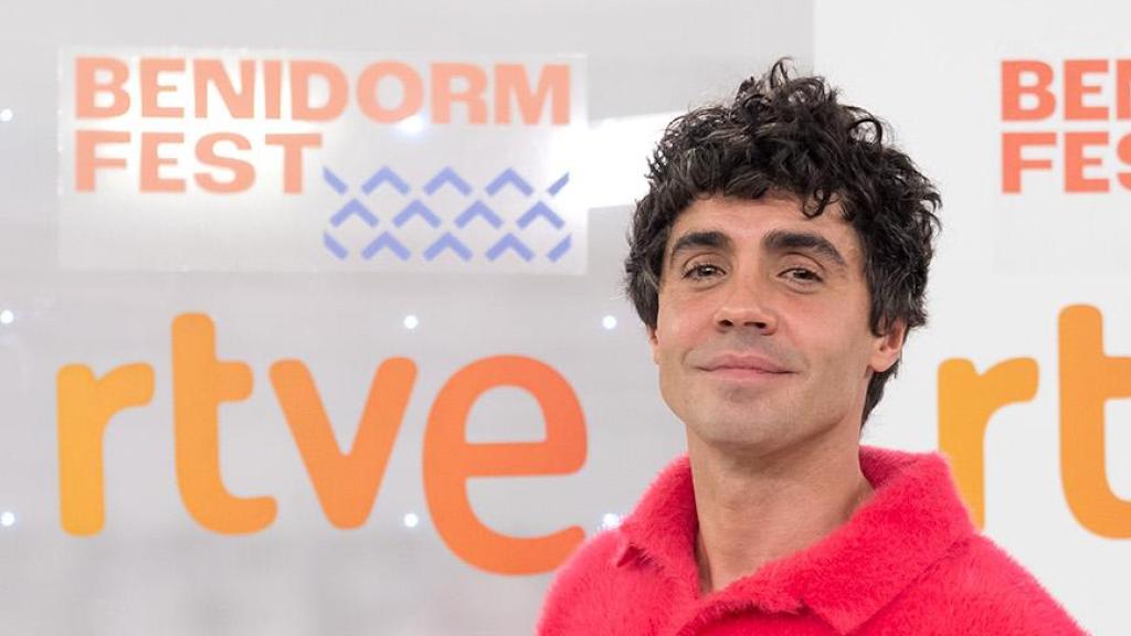 Javier Ambrossi es uno de los presentadores del Benidorm Fest 2026.