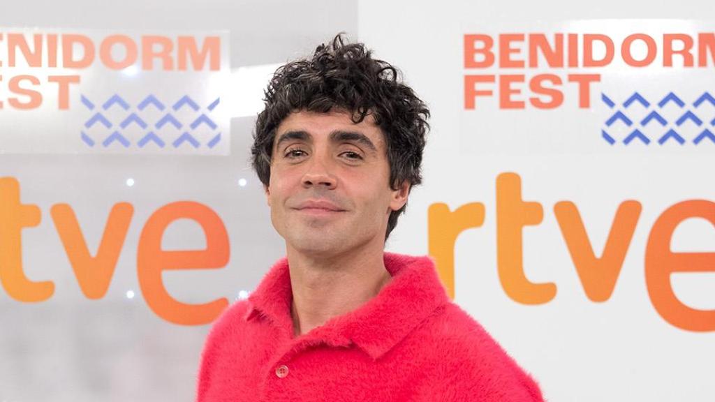 Javier Ambrossi es uno de los presentadores del Benidorm Fest 2026.