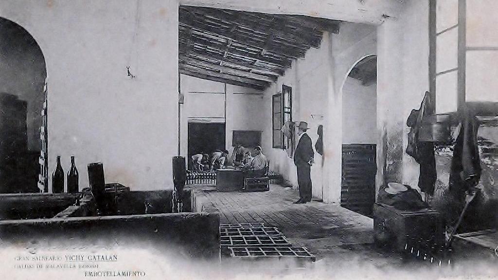 La primera planta de embotellado de aguas de Vichy Catalan.