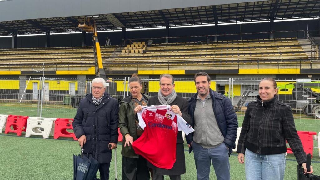 Remodelación de las gradas del Baltasar Pujales, en Bouzas (Vigo).