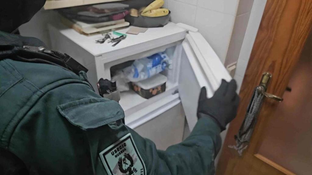 Droga en el interior de una vivienda del Pirineo.