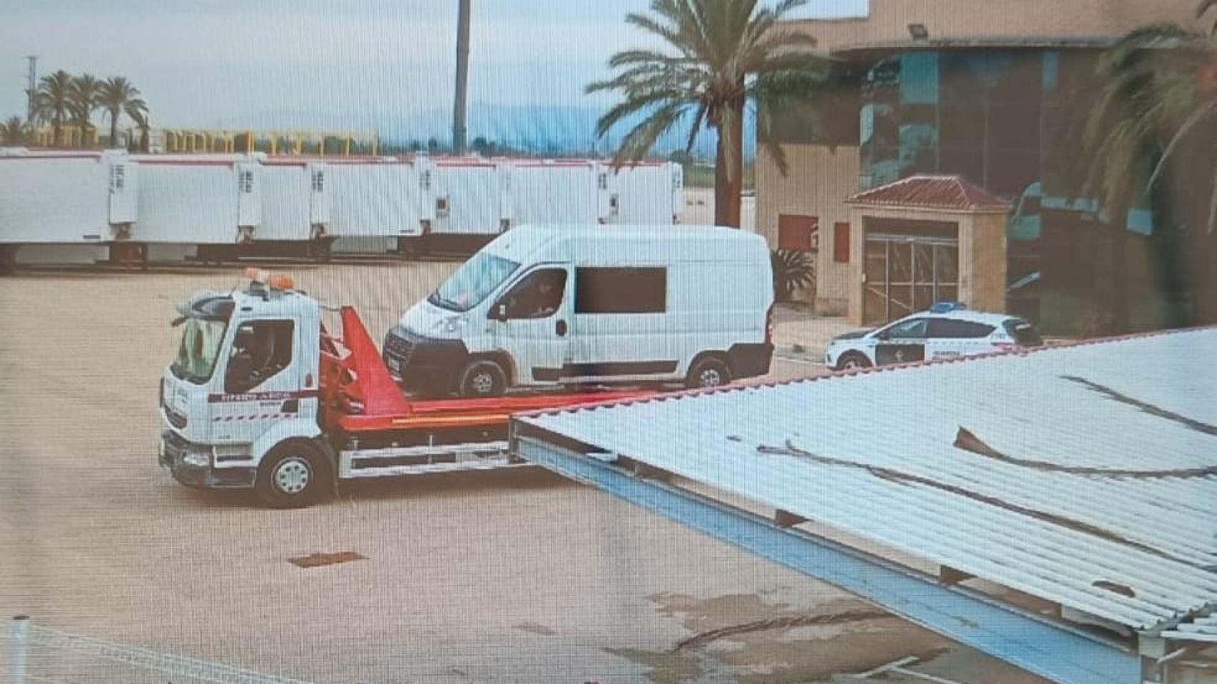 Los ladrones asaltan dos veces Porkytrans: la empresa donde los empresarios descuartizaron a dos africanos por timarlos