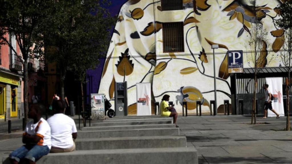 Mural en la Plaza Nelson Mandela de Lavapiés