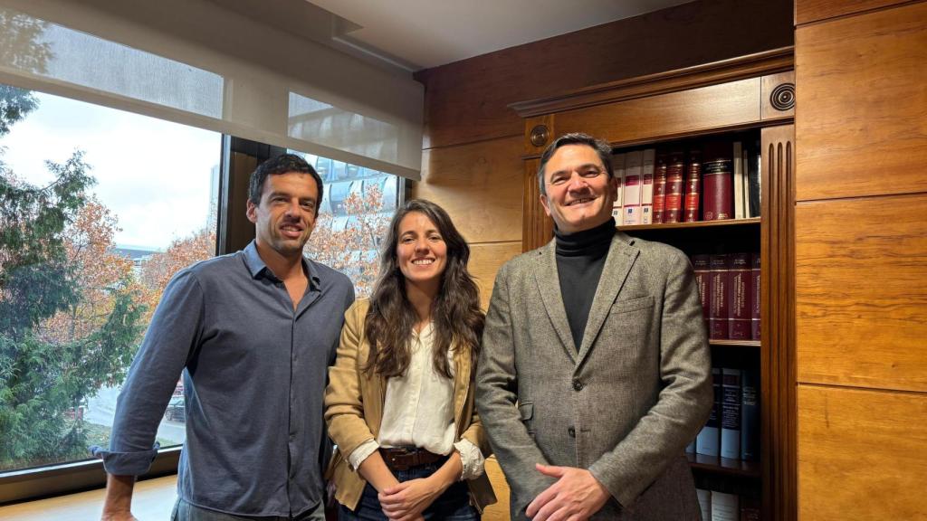 Los CEOs de Bolsa Social y Goparity junto a Marta Abbad, actual COO de la Bolsa Social, que pasa a ser Head of Equity de Goparity.