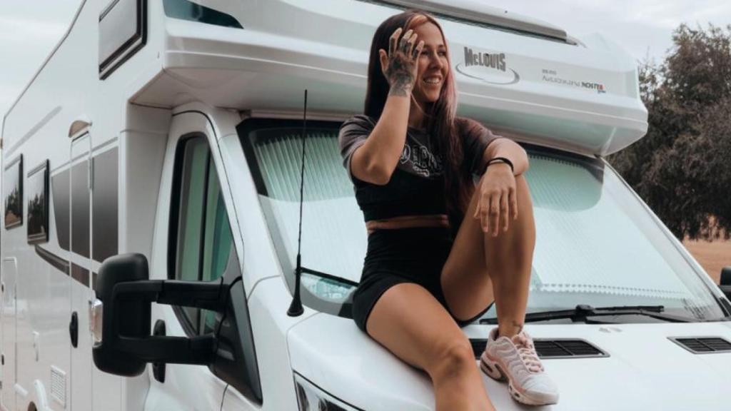 Diana en su autocaravana.