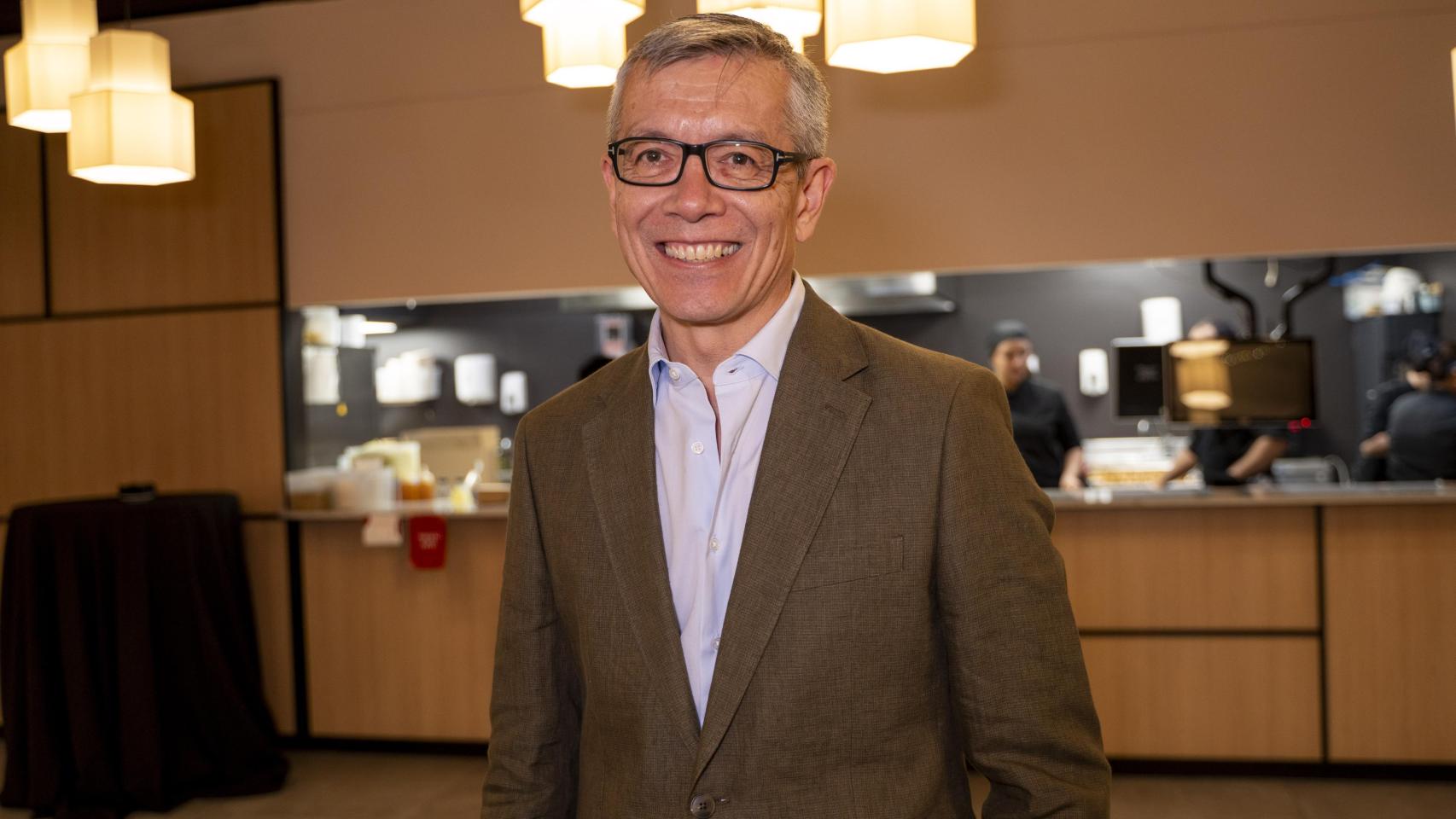 Steve Anderson, propietario de Ma Khin.