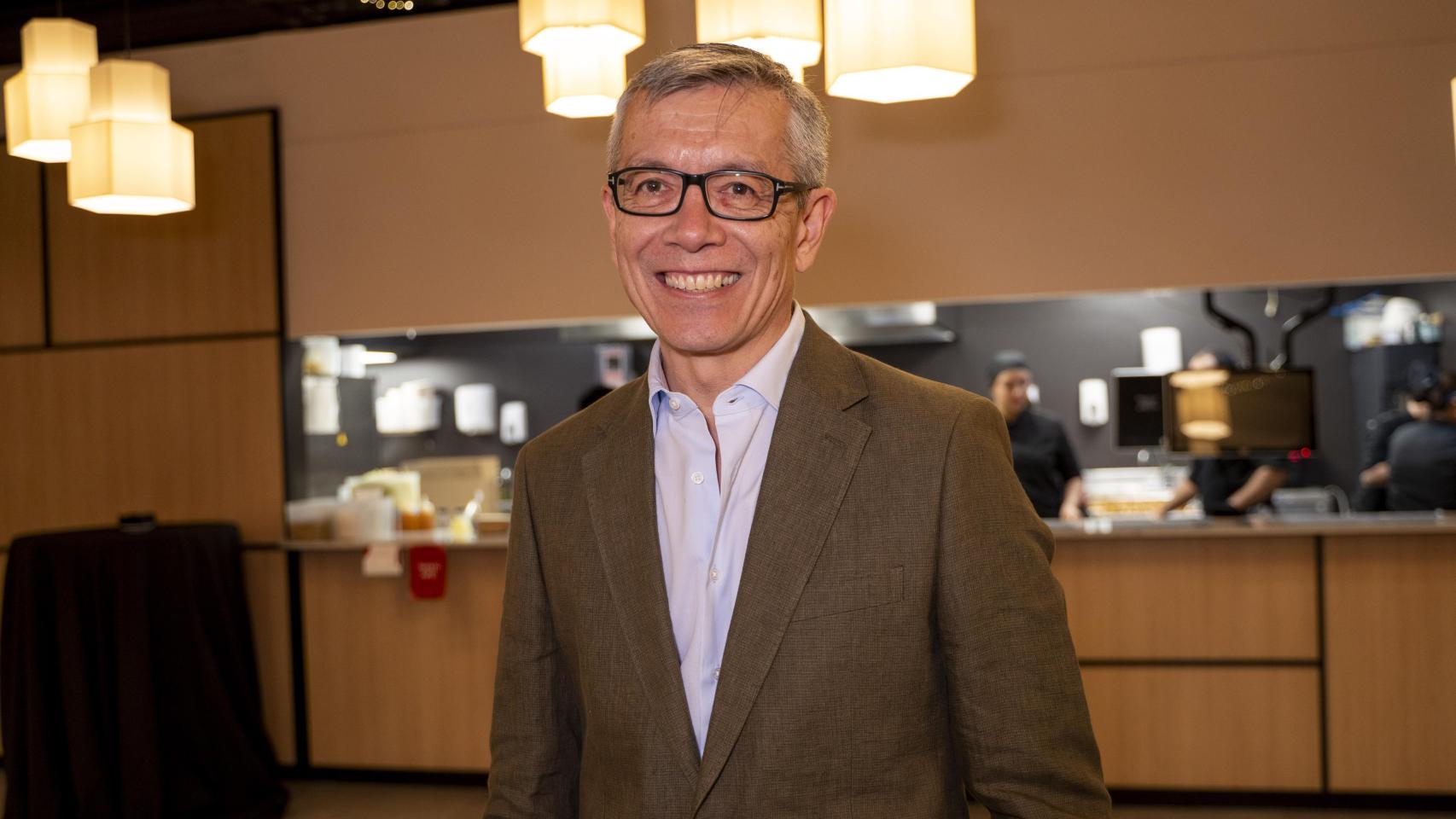 Steve Anderson, propietario de Ma Khin.