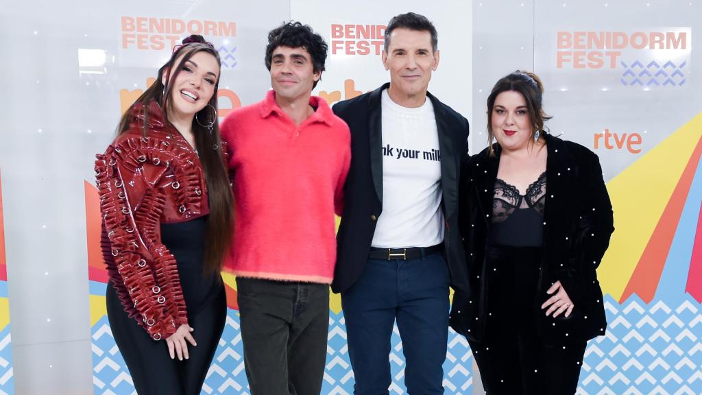 Los presentadores del Benidorm Fest 2026.