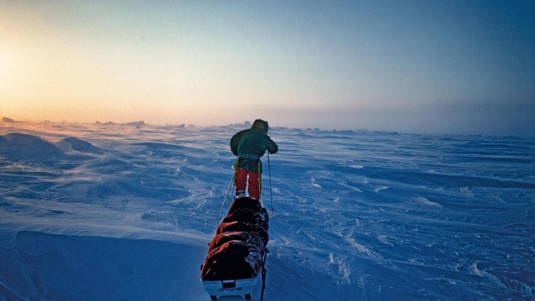 El explorador polar noruego Børge Ousland durante la expedición que emprendió con Erling Kagge en 1990. Foto: Erling Kagge