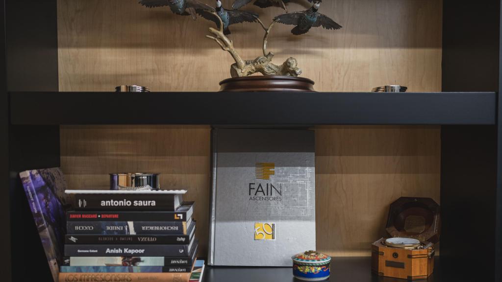 Decoración del despacho de Nicolás Mediavilla.