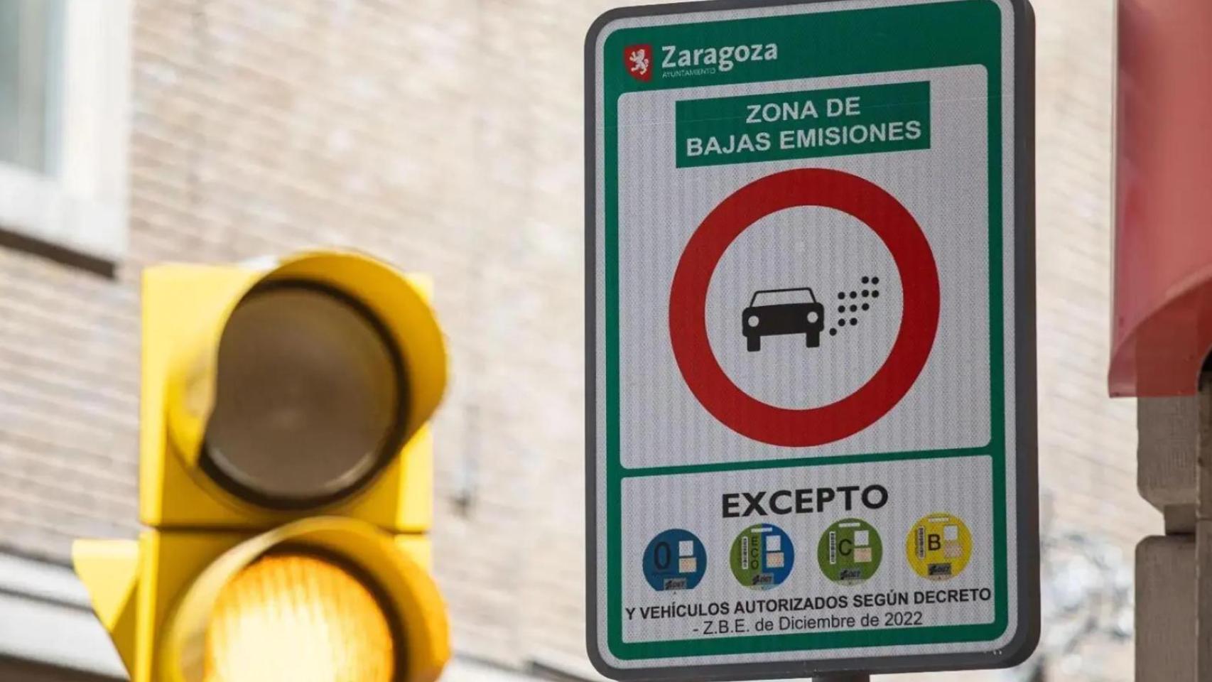 Señal de la ZBE de Zaragoza.