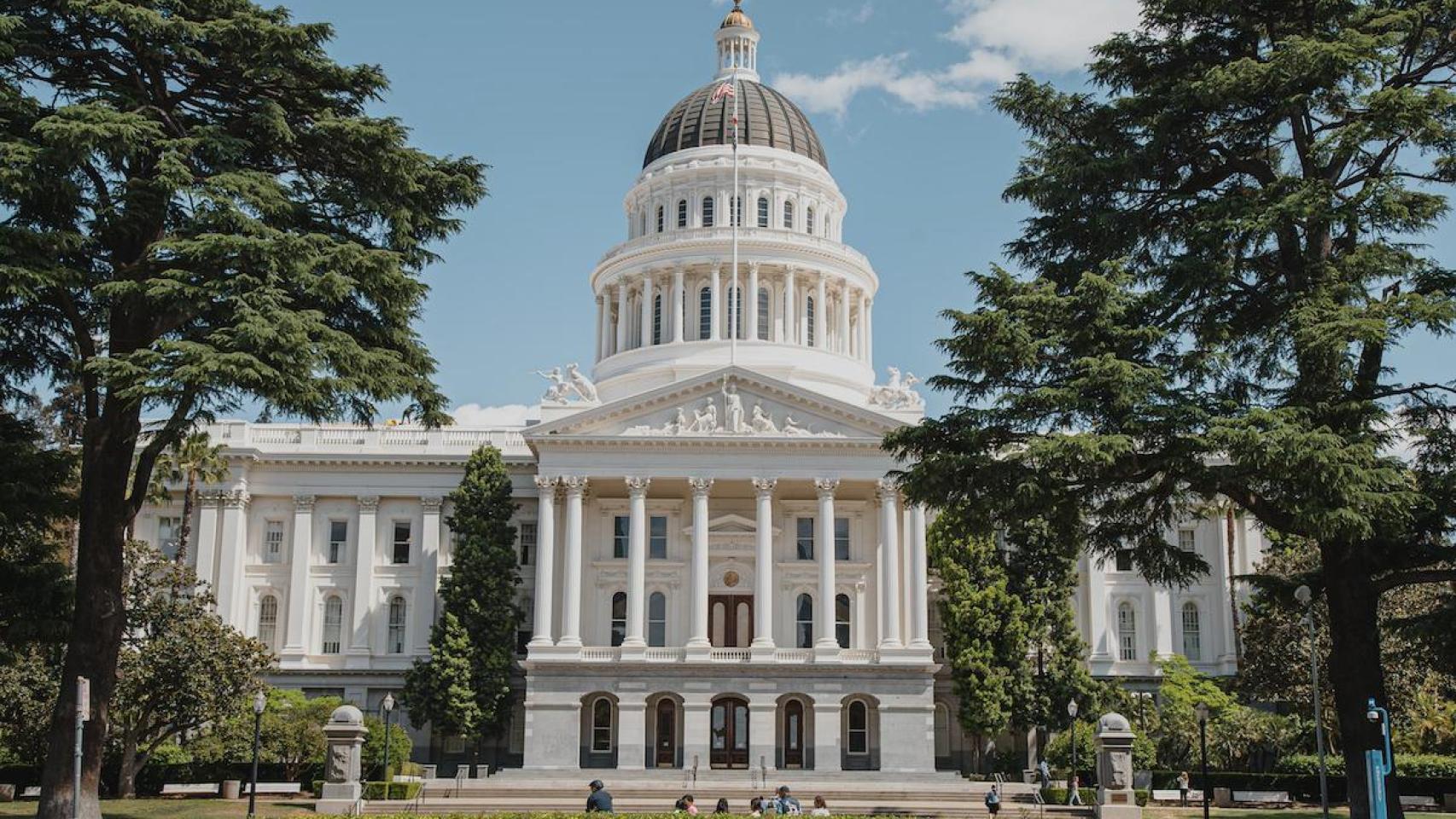 Capitolio del estado de California (foto de Unsplash)