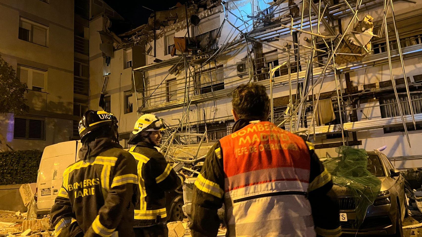 El edificio afectado por una explosión provocada por el gas en Carabanchel.
