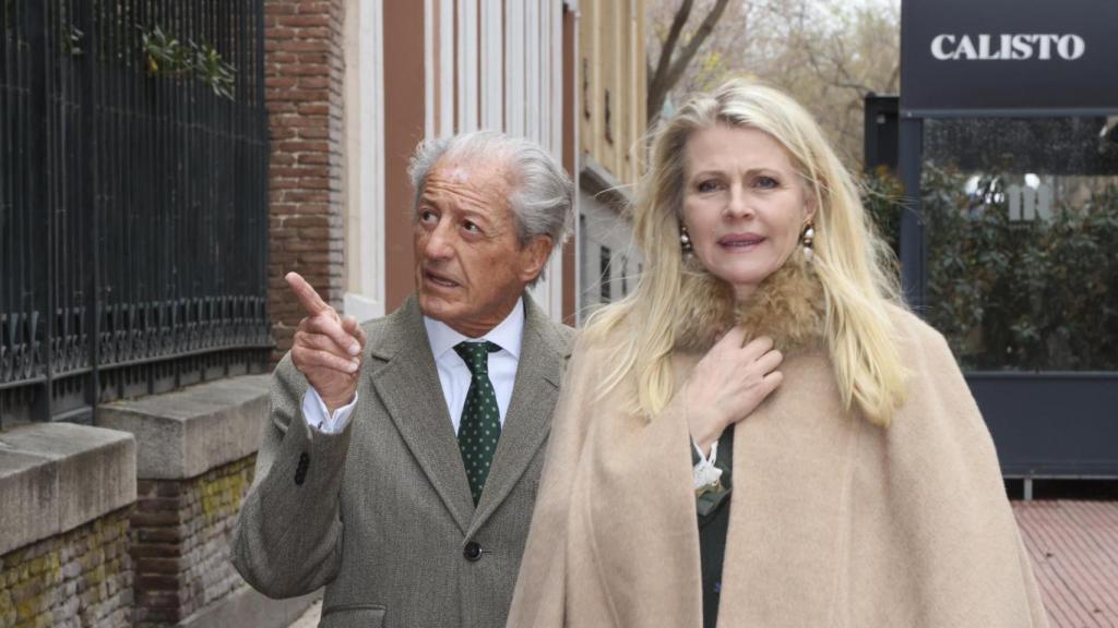 Philippe Junot y su exmujer Nina Wendelboe-Larsen en el bautizo de su nieta Philippa.