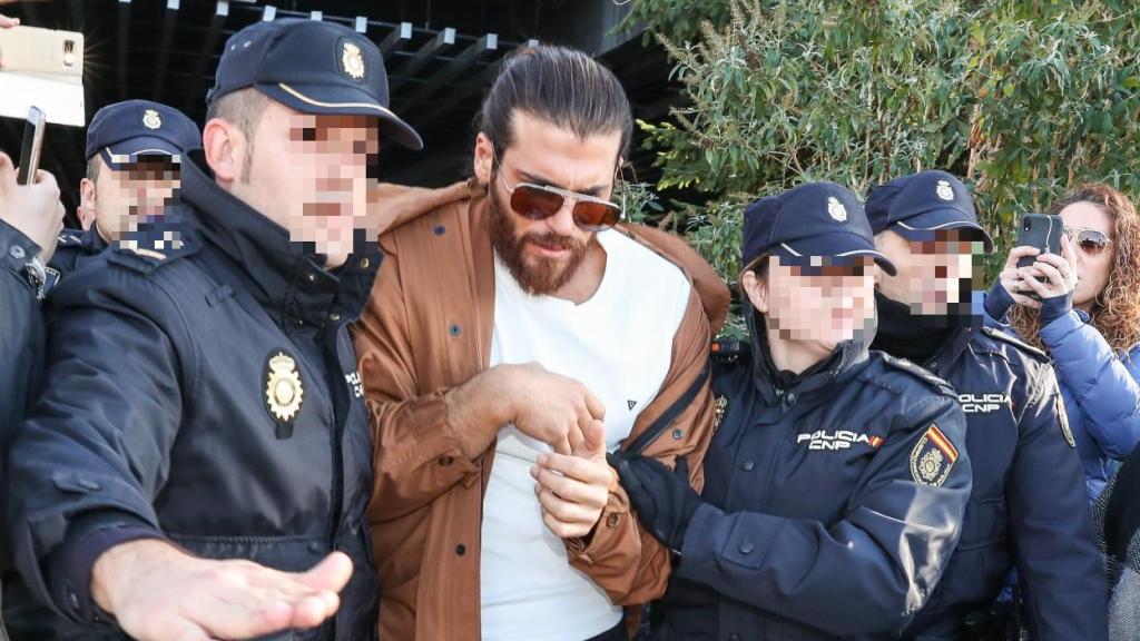 Imagen de archivo de Can Yaman siendo abatido por la Policía en Madrid.