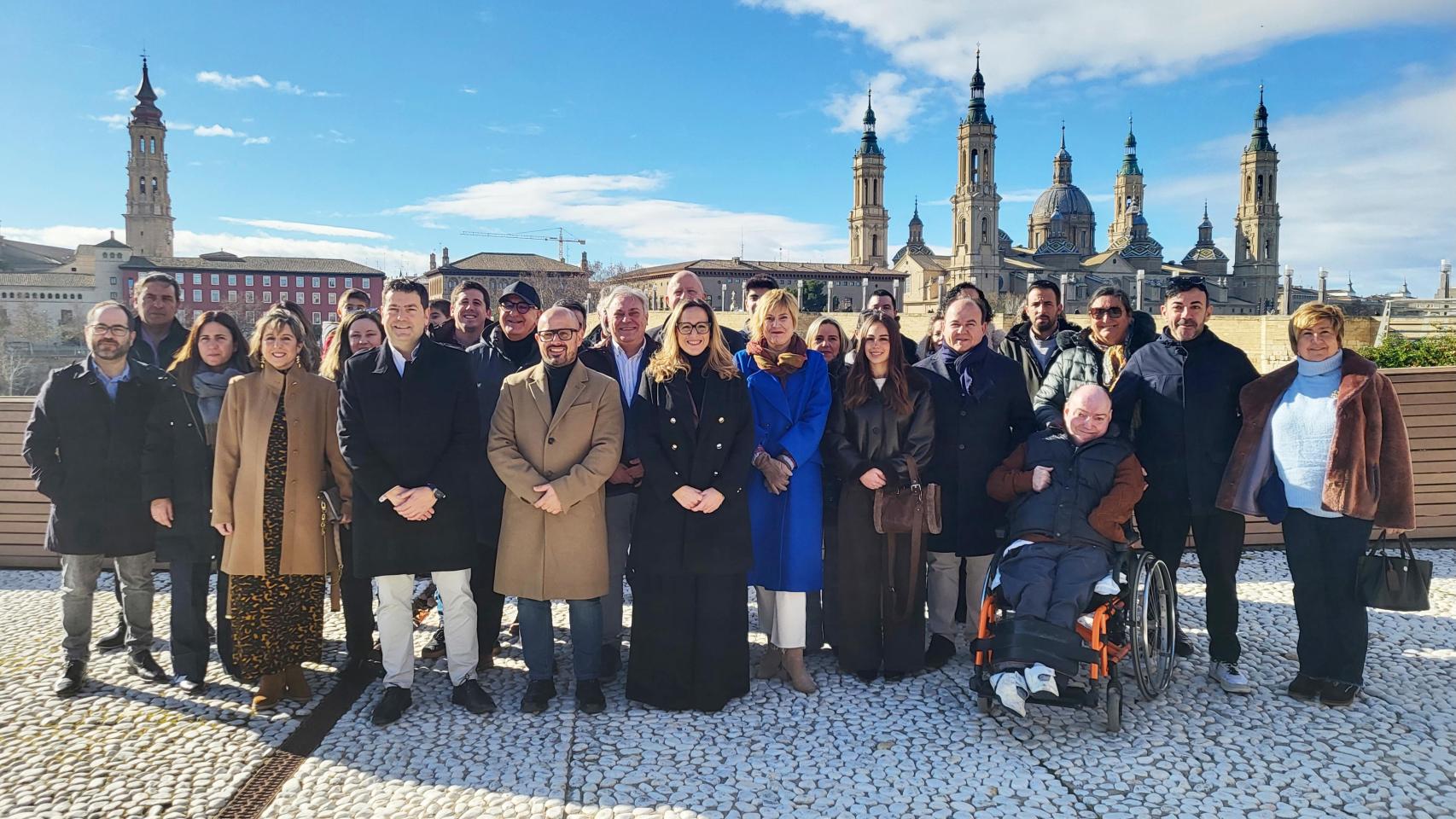 Presentación de la lista del PAR por Zaragoza para el 8-F