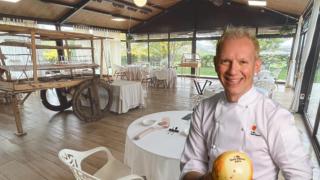Toño Rodríguez y su restaurante, La Era de los Nogales