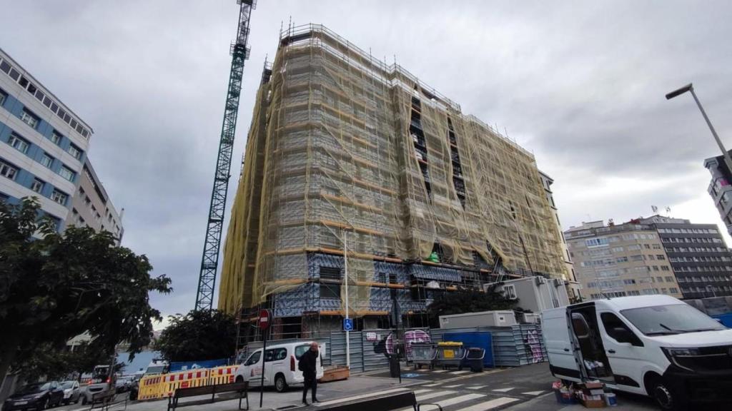 Un edificio en construcción en la zona de Náutica, en A Coruña.