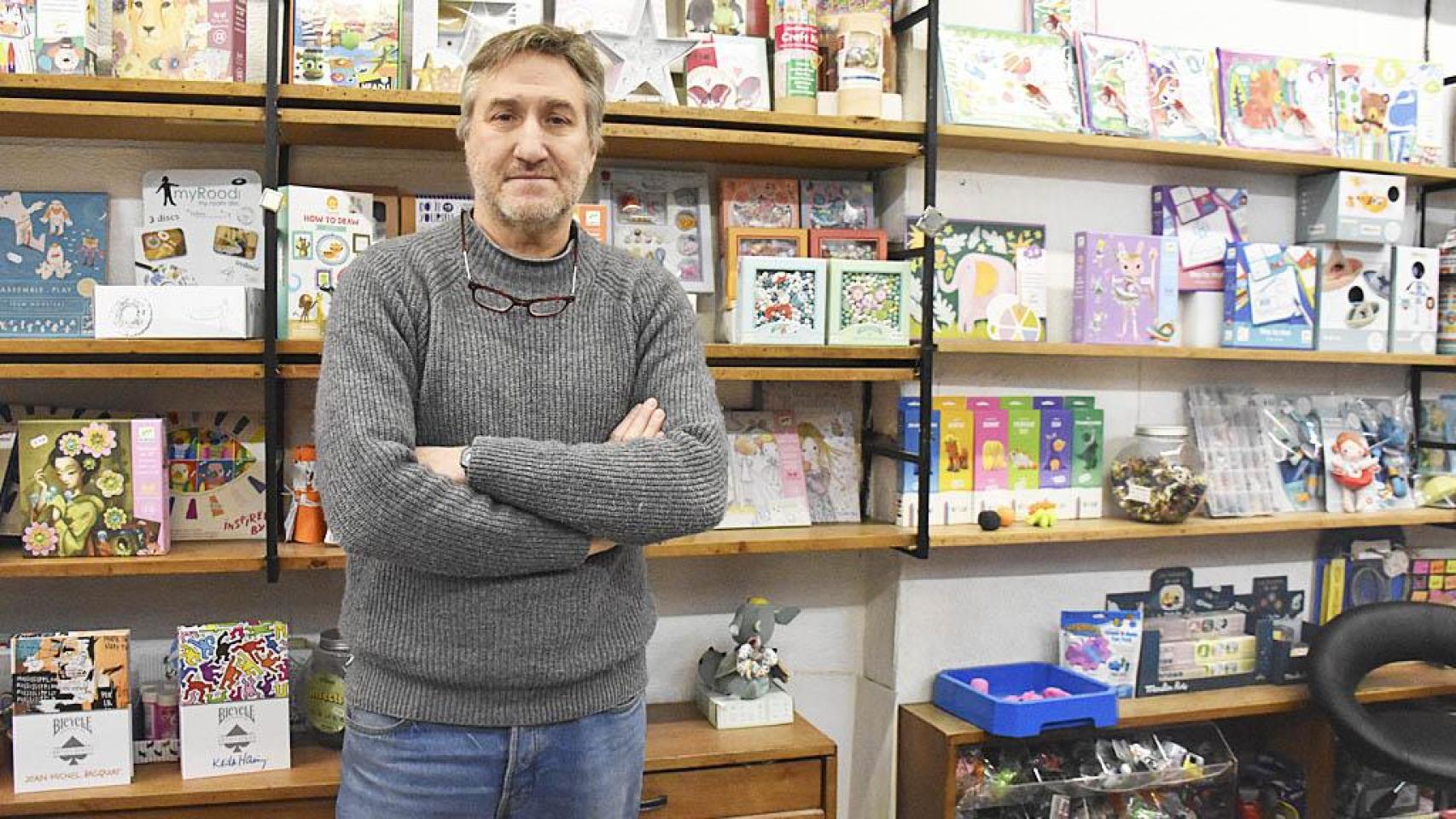 Juan José Viloria, dueño de Mentaberry en Valladolid, atiende a EL ESPAÑOL de Castilla y León.