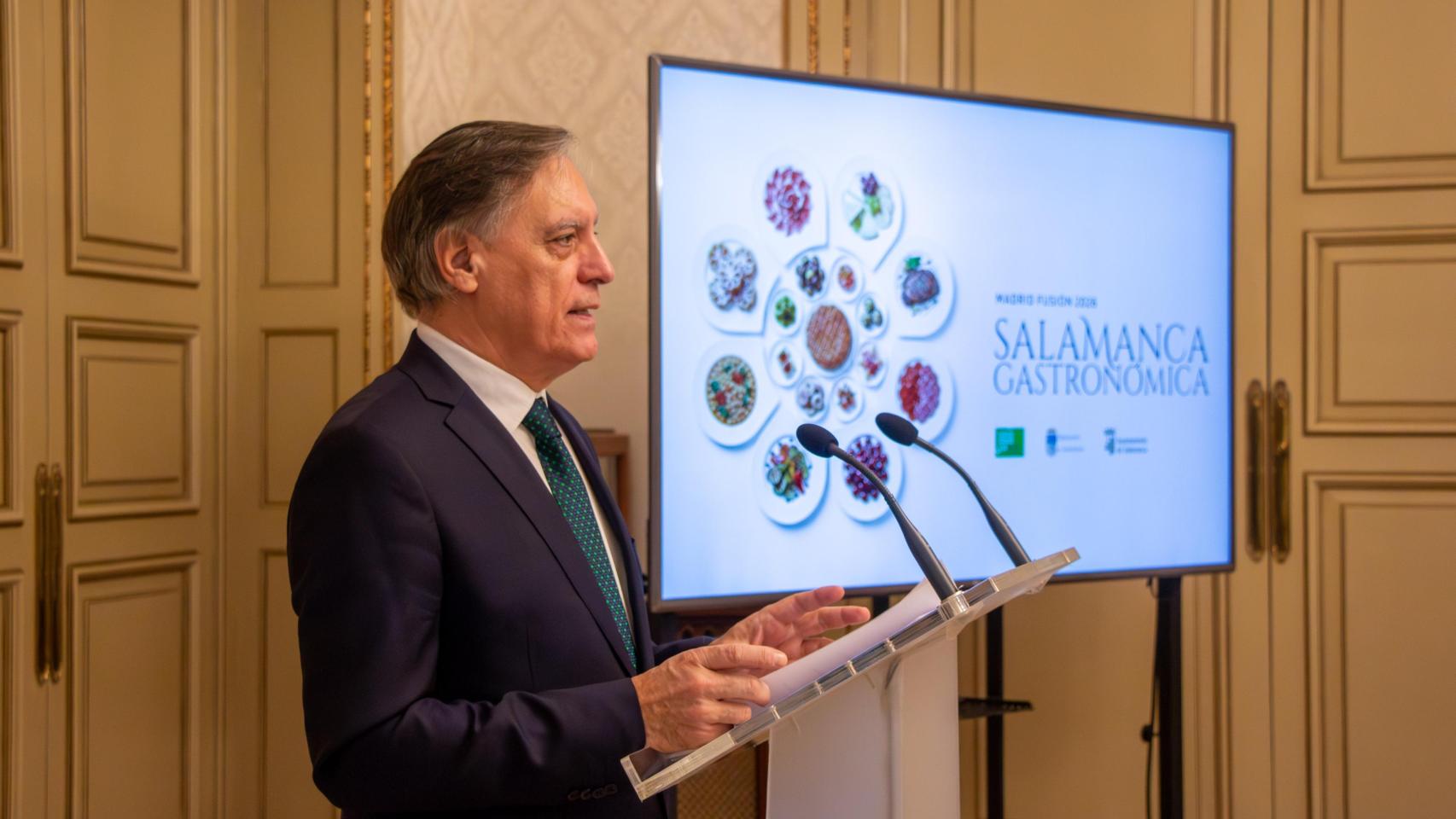 El alcalde de Salamanca, Carlos, García Carbayo