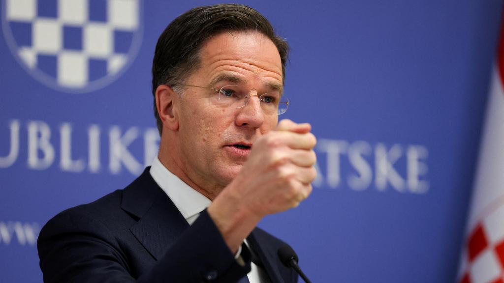 El secretario general de la OTAN, Mark Rutte, durante su rueda de prensa de este lunes en Zagreb