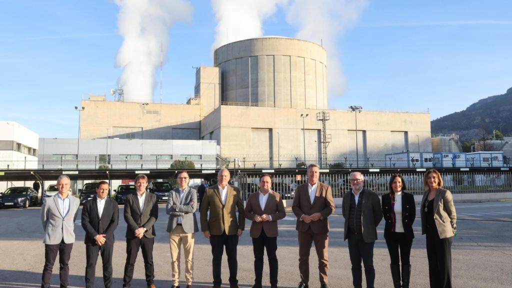 Llorca visita la central nuclear de Cofrentes. EE
