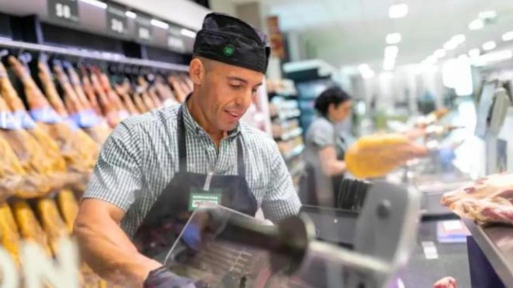 Uno de los trabajadores de Mercadona.