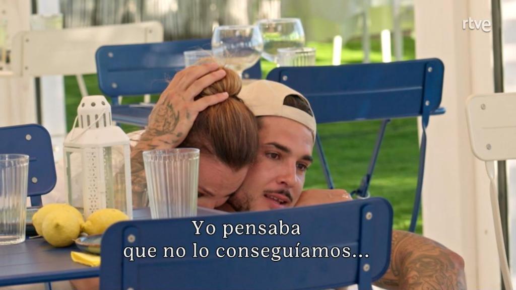 Mar Flores y Carlo Costanzia, en 'Decomasters'.