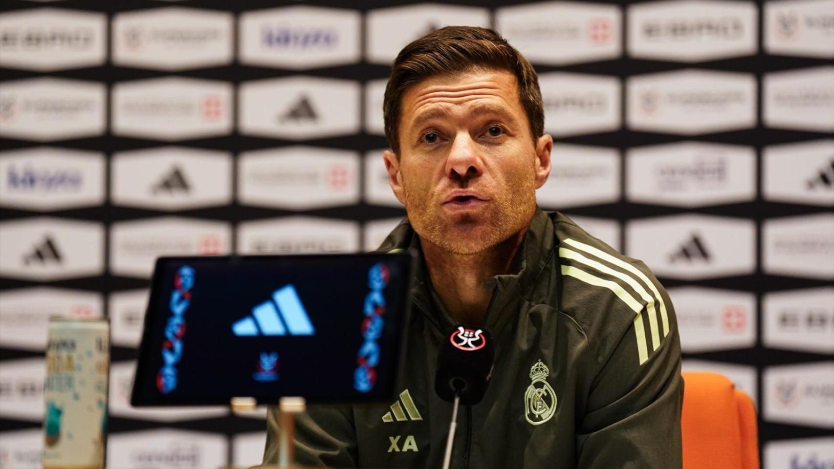 Xabi Alonso en rueda de prensa