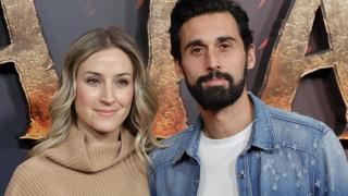 Álvaro Arbeloa, junto a su mujer, Carlota Ruiz, en un evento celebrado en Madrid en diciembre de 2025.