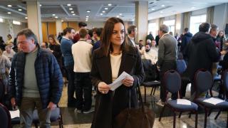 La presidenta de la Diputación de Lugo, Carmela López (c), durante la reunión del Comité Nacional del Partido Socialista de Galicia.