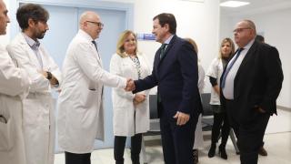 Visita del presidente de la Junta de Castilla y León al centro de salud de Alcañices