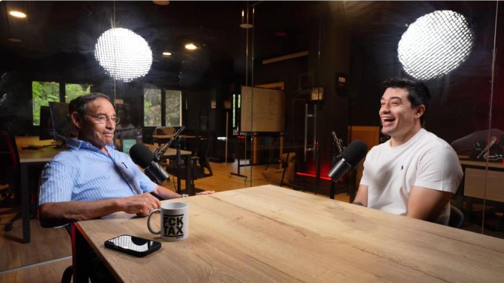 Rafa y Víctor Domínguez en la entrevista en Wall Street Wolverine