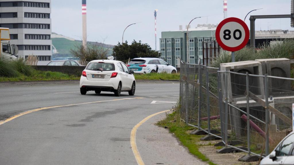 Alfonso Molina a la altura de la Coca Cola