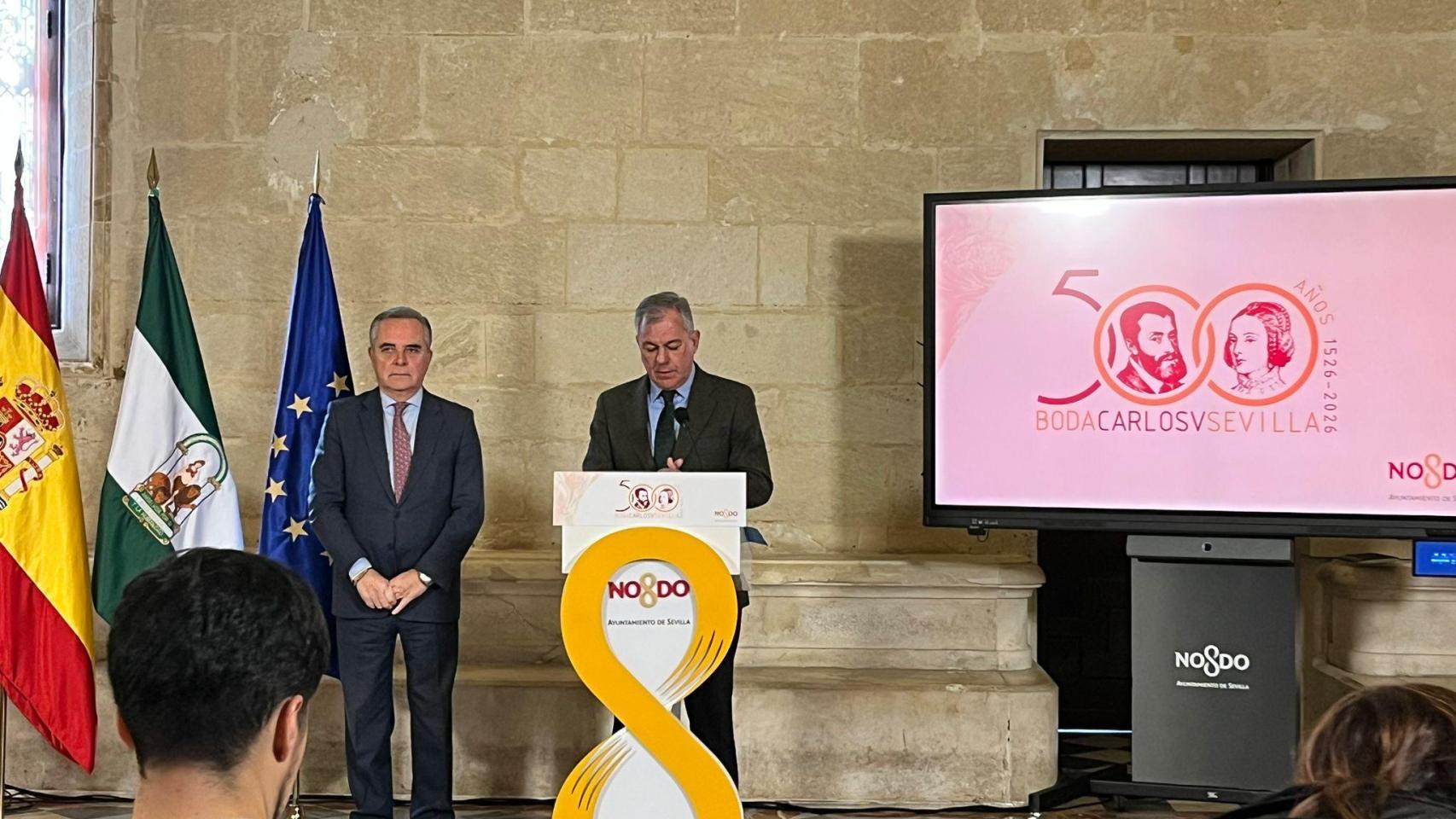 El alcalde de Sevilla en la presentación de la programación de la efeméride de la boda de Carlos V.