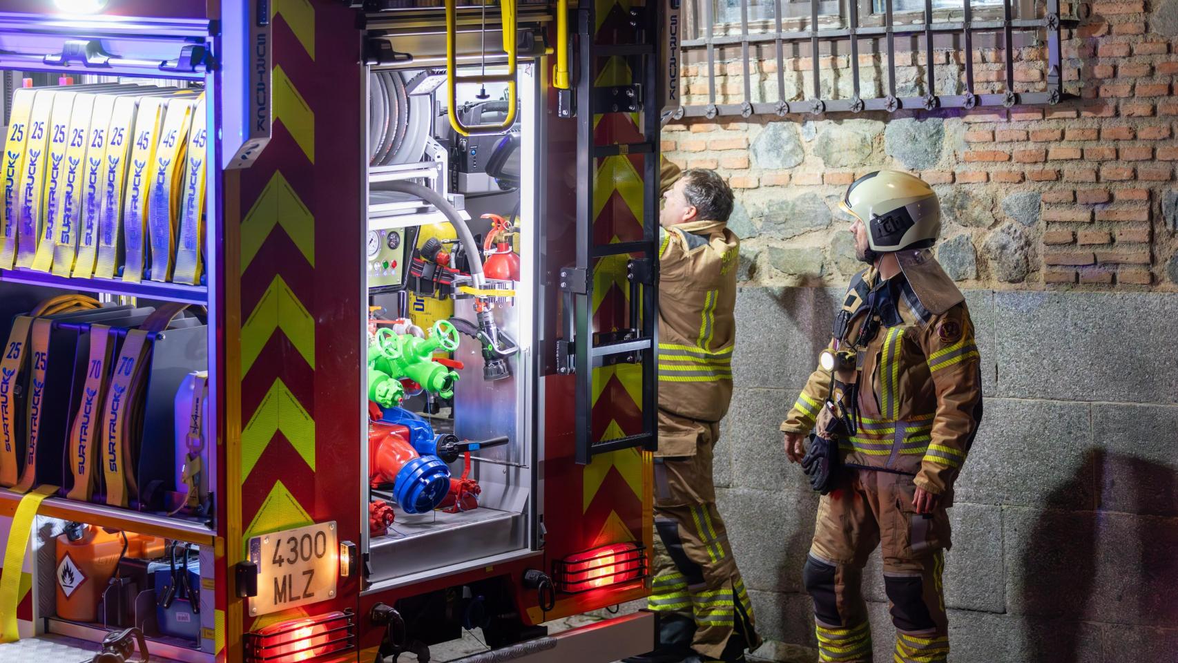 Bomberos del CPEIS. Foto: Javier Longobardo.