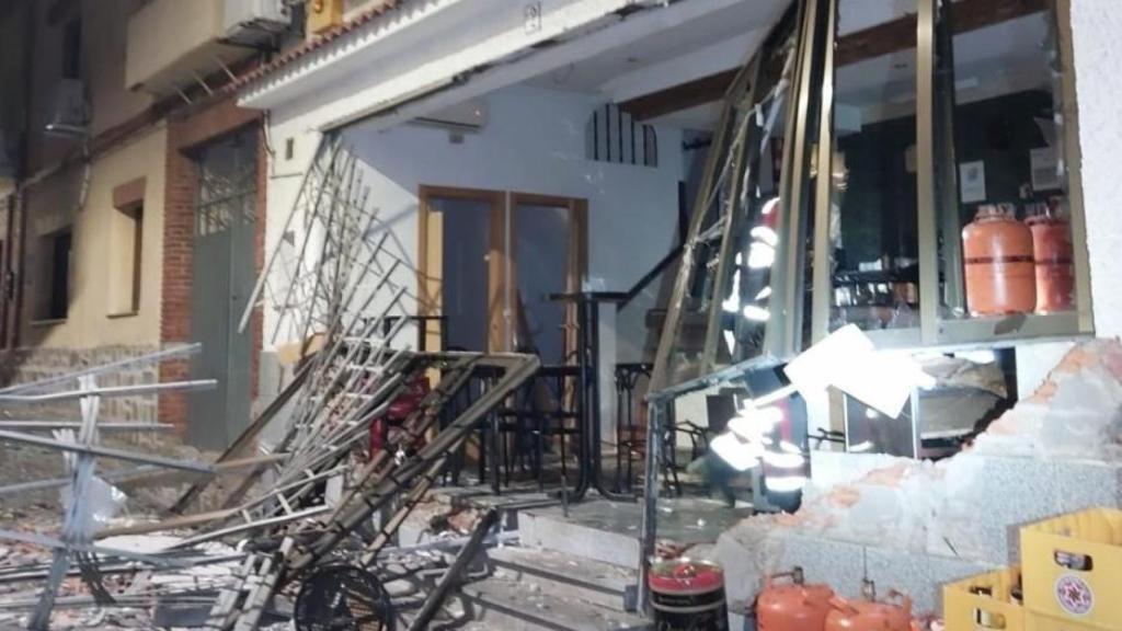 La explosión ha provocado importantes daños materiales en el negocio.