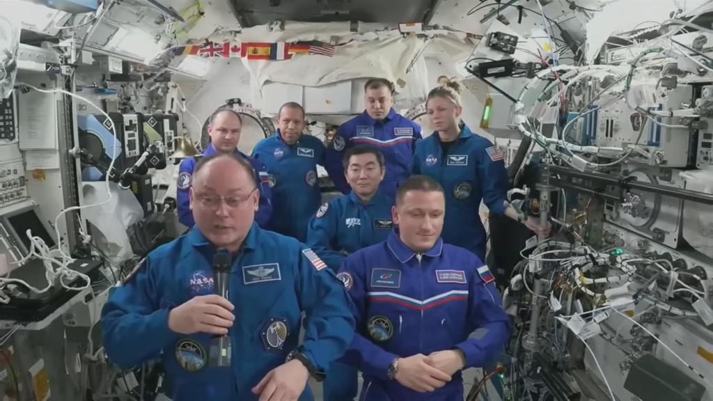 Crew-11 en el traspaso de poderes.