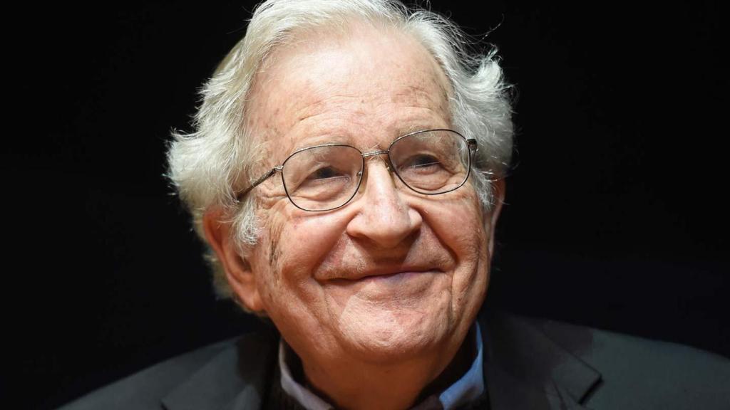 El lingüista y filósofo Noam Chomsky.