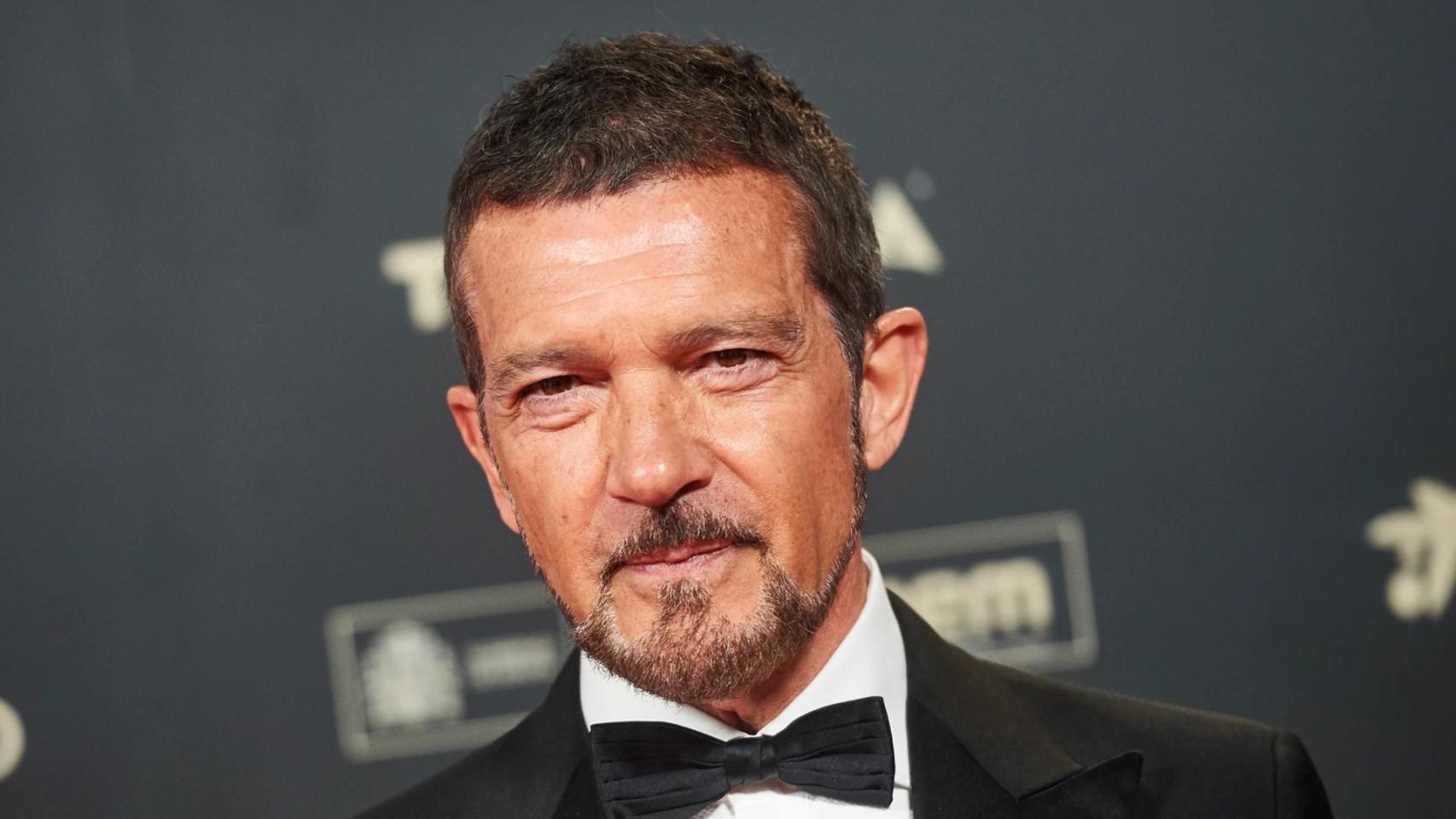 Antonio Banderas (65) sobre la boda de su hija en este rincón de España: 'Tiene la facilidad como para atraer a 200 personas'