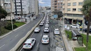 Taxistas exigen en A Coruña regular los VTC.