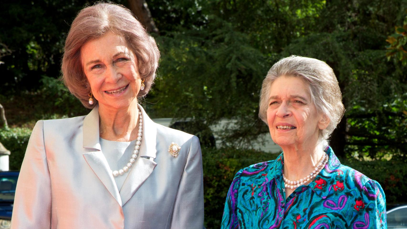 La reina Sofía y su hermana, la princesa Irene de Grecia, en una imagen de 2016.