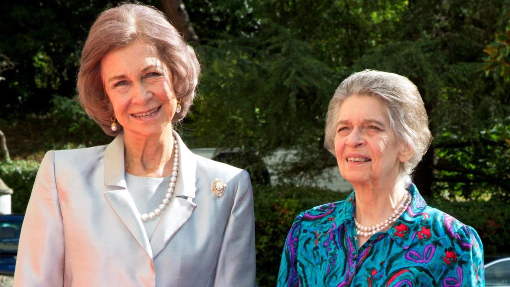 La reina Sofía y su hermana, la princesa Irene de Grecia, en una imagen de 2016.