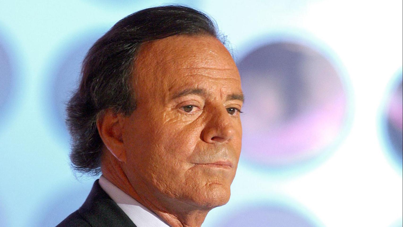 La Fiscalía de la Audiencia Nacional investiga una denuncia contra Julio Iglesias por agresión sexual y trata