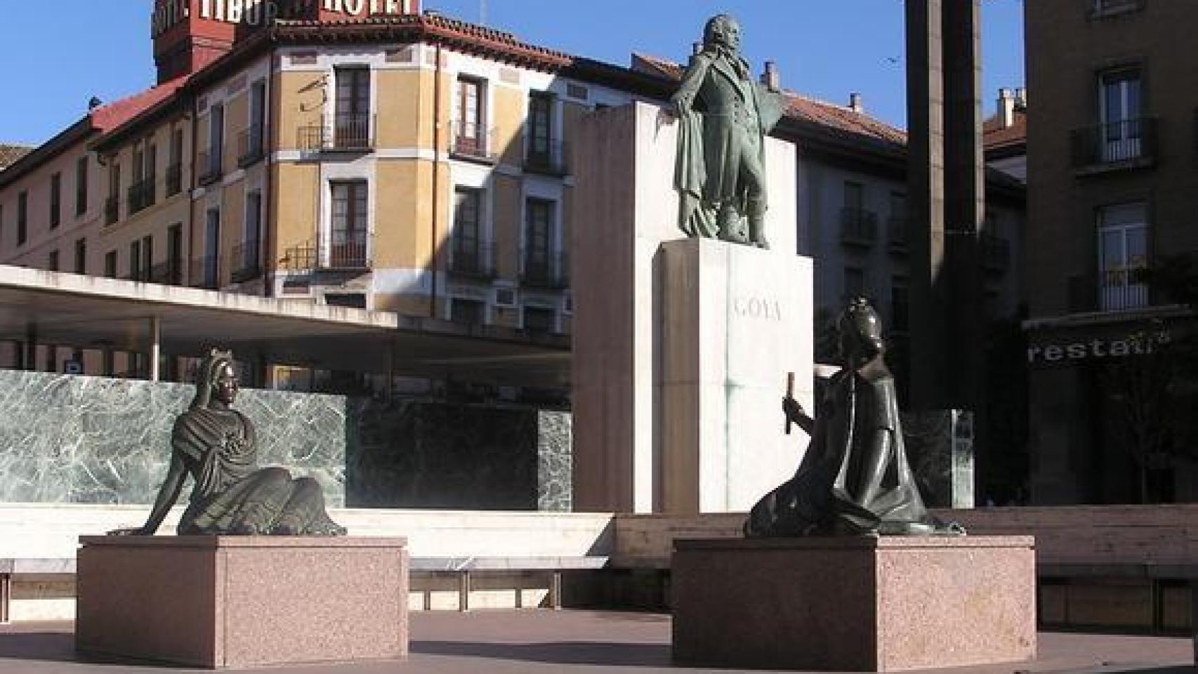 Monumento de Francisco de Goya.