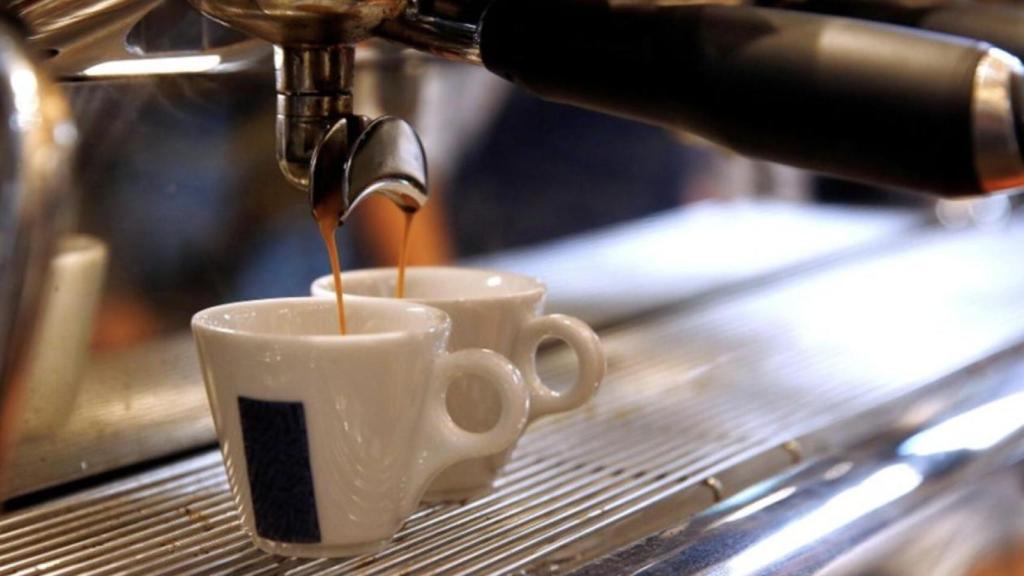 Una cafetera profesional.