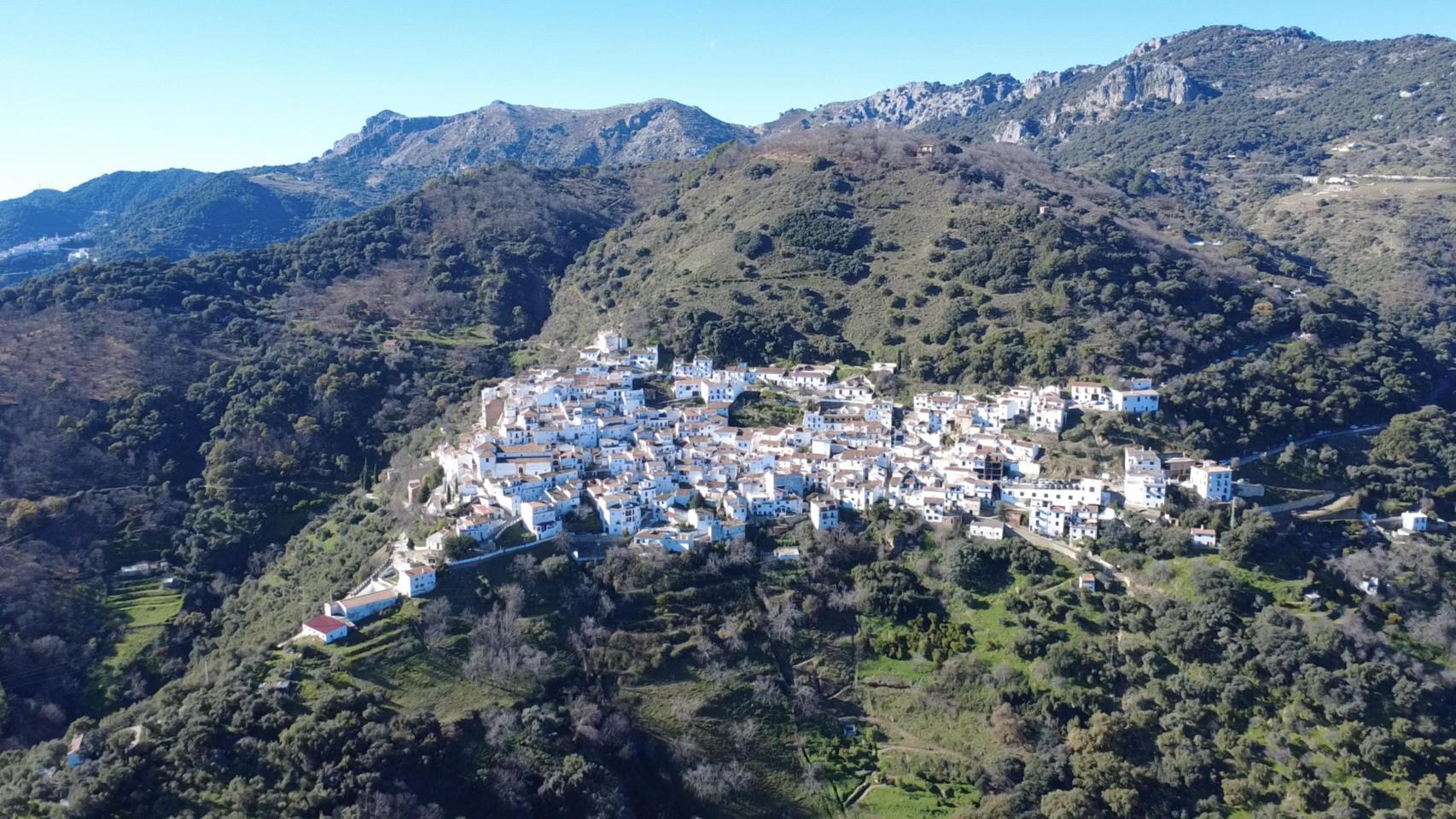 Vista de Benalauría.