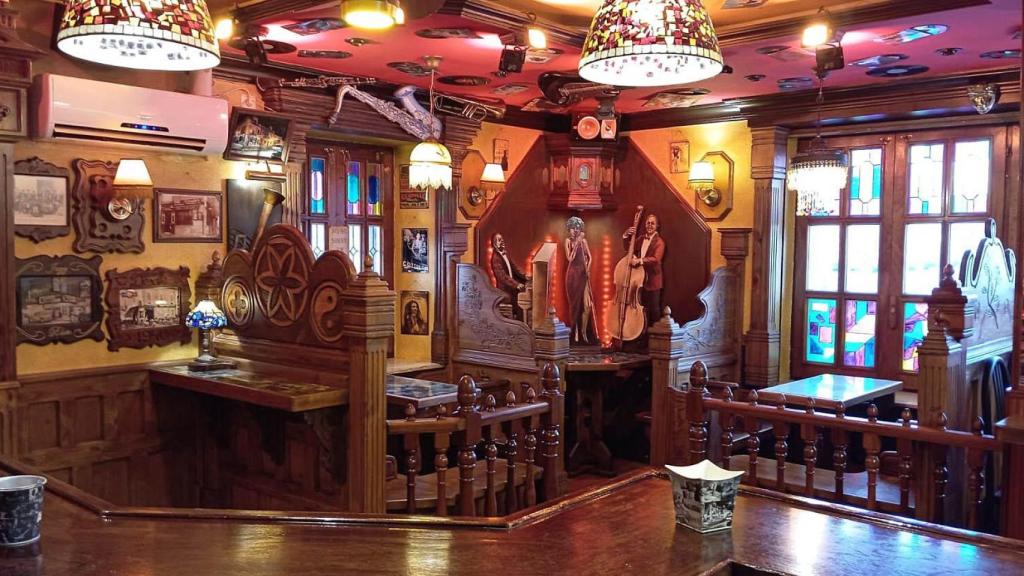 Interior del Bar El Mirador.