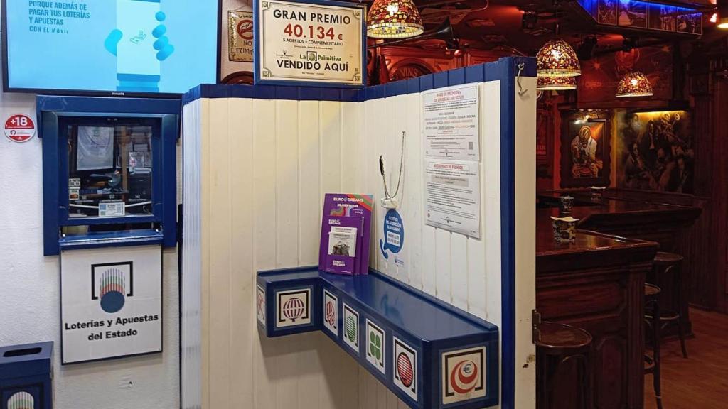 La zona de loterías del Bar El Mirador.