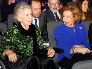 Irene de Grecia junto a su hermana, la reina Sofía, en una imagen de diciembre de 2024.